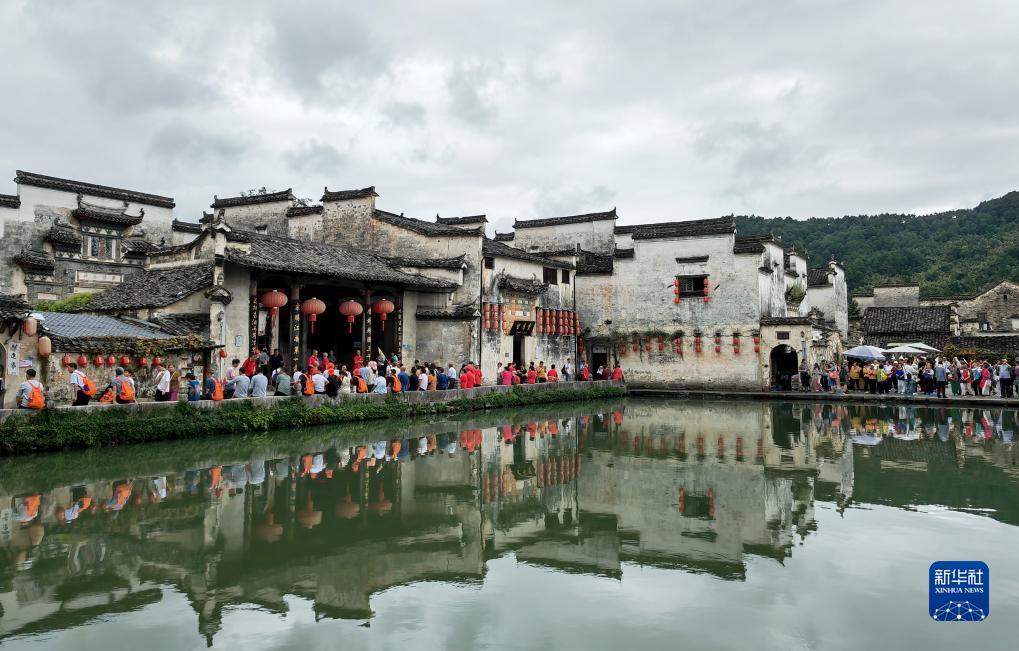 欢乐炸三张app